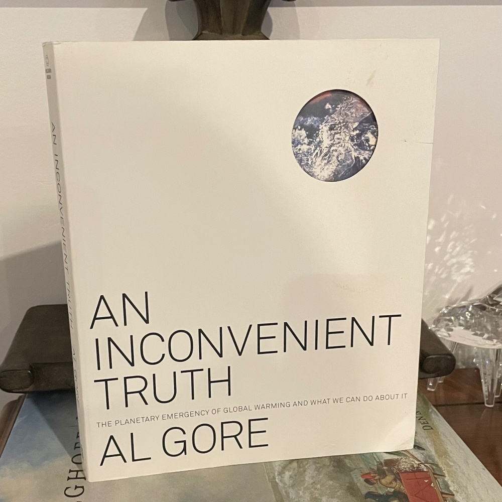 Hardback Book. An Inconvenient Truth.  Al Gore.